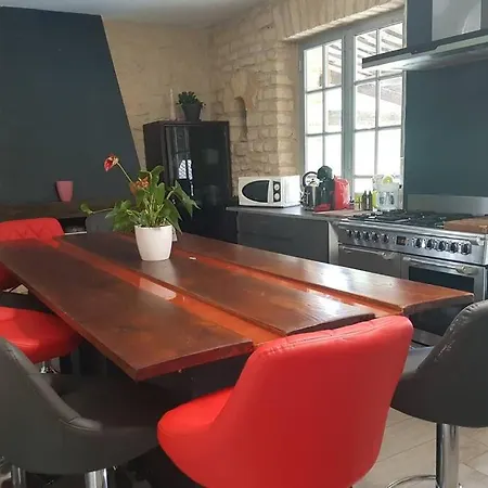 Magnifique Maison Perigourdine Avec Piscine 펜션